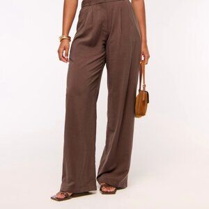 A&F Curve Love Sloane Tailored Wide Leg Pant Size 33/16